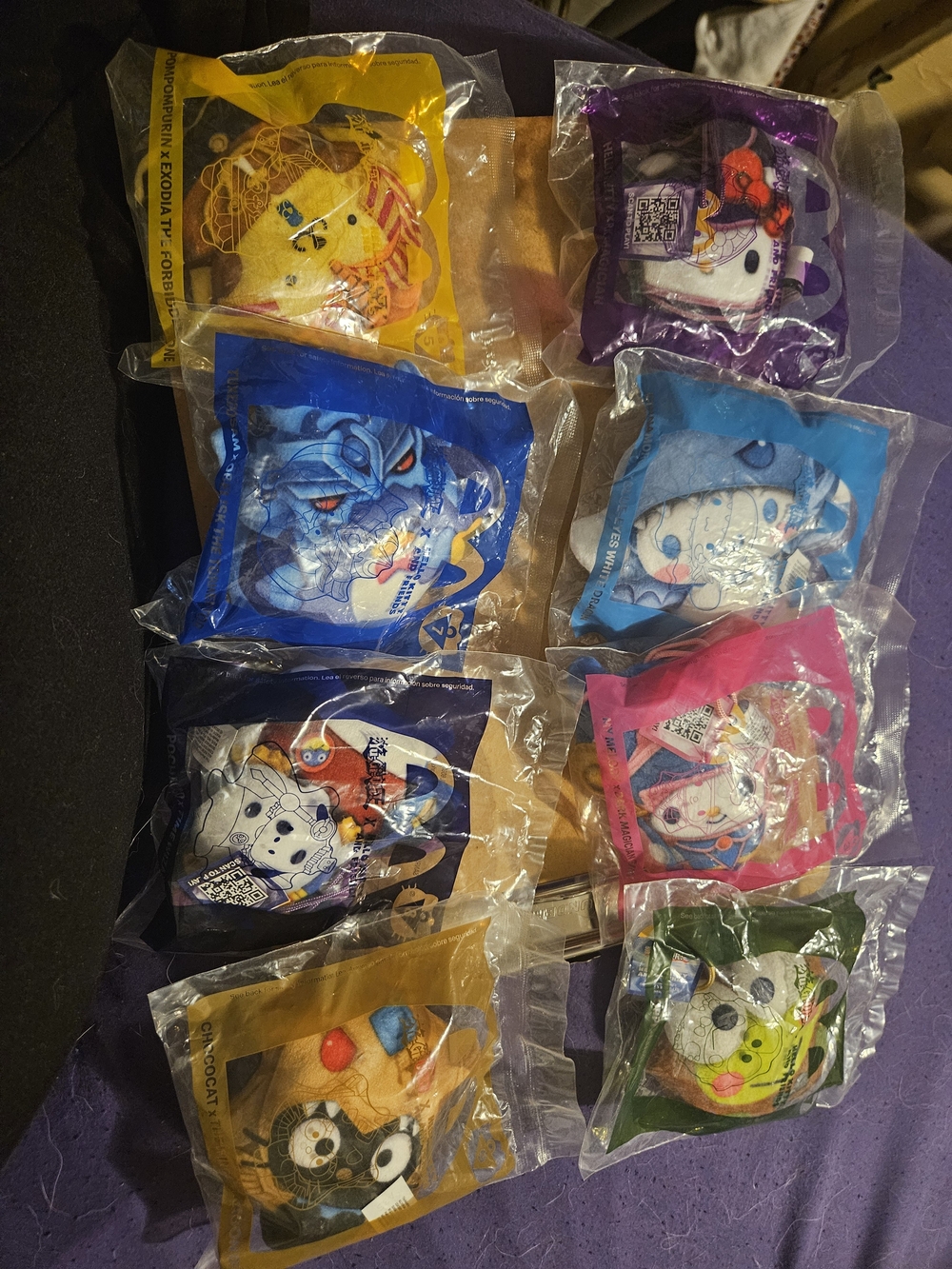 Lot of 8 Colorful Character Keychain Blind Pack Toys
